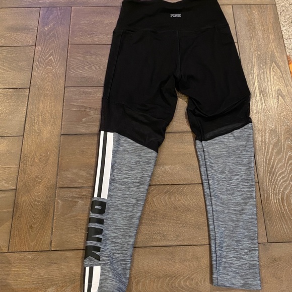 PINK Victoria's Secret Pants - NWT - VS PINK ultimate leggings